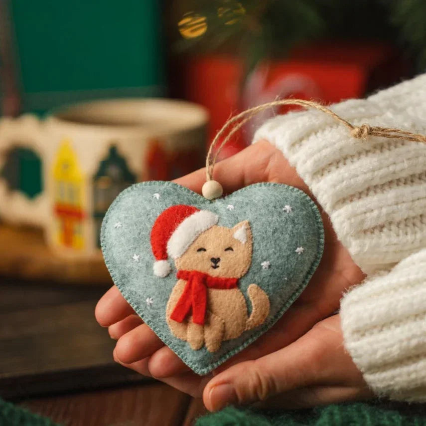 Christmas Felt Patterns – Tree, Cat & Heart